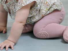 GoBabyGo kryp strumpbyxa dusty rose